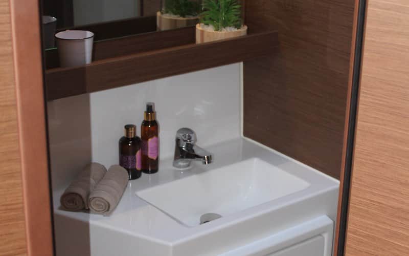 Lagoon 42 - 4 cab. "Double Trouble" - Photo 14