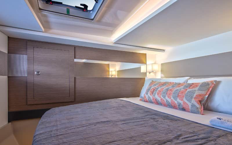 Léopard 46 PC - 4 cab. "Astro" - Photo 11