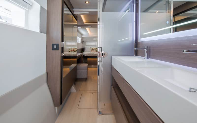 Léopard 46 PC - 4 cab. "Astro" - Photo 14