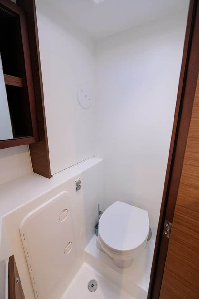 Lagoon 42 - 4 cab. "White Chadal" - Photo 19