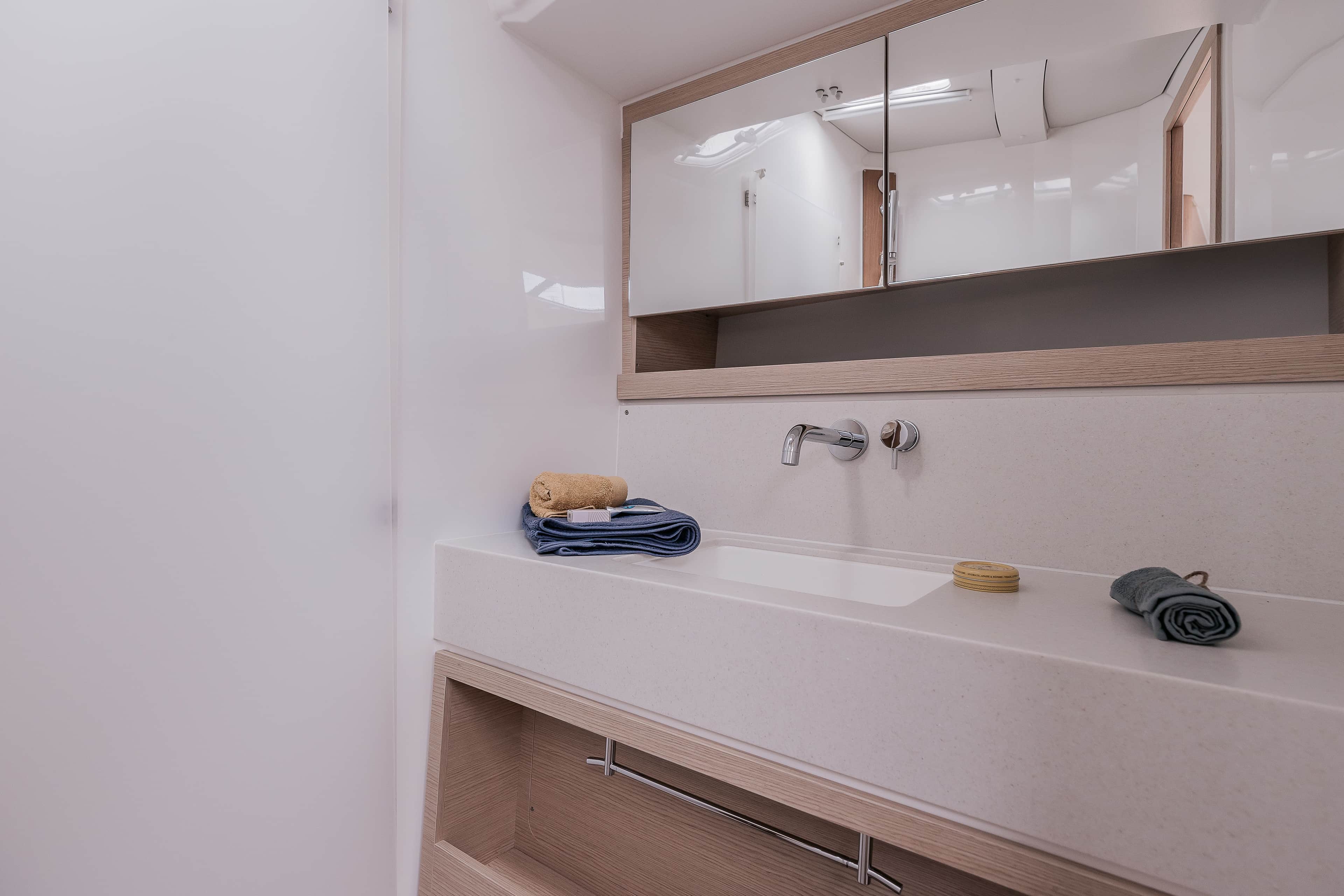 Dufour 470 - 3 cab. "Galeo" - Photo 13