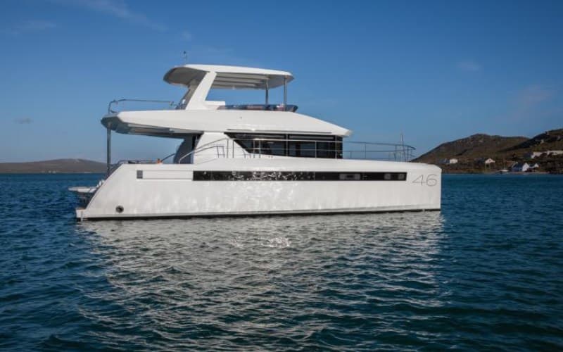 Léopard 46 PC - 4 cab. "Astro"